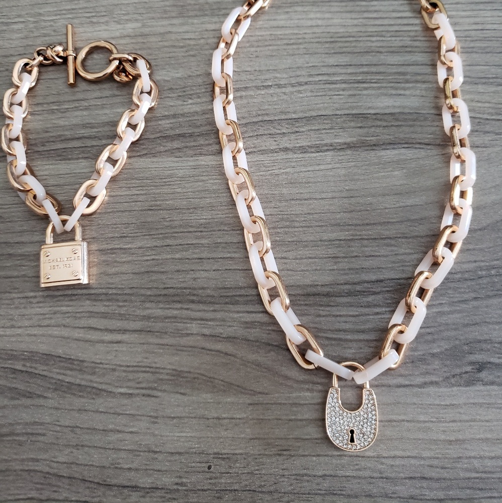 Michael Kors  Crystal PadLock Chain Set